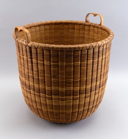 AINSLEY D. ROOKWOOD NANTUCKET BASKET Cape Cod, Massachusetts, d. 2014 Height 15".