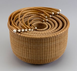 GLADYS ALMEIDA NEST OF SEVEN NANTUCKET BASKETS Massachusetts, Contemporary Heights from 6.25" to