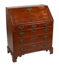 TIGER MAPLE SLANT-LID DESK Maine, Late 18th Century Height 42.5". Width 36". Depth 19".