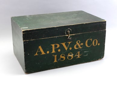 PAINTED PINE DOCUMENT BOX 19th Century Height 8". Width 16". Depth 10".