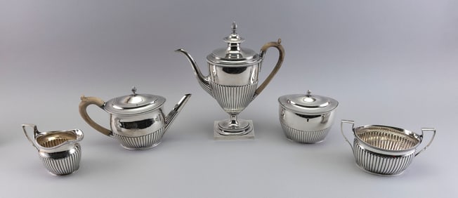 GEORGIAN SILVER ASSEMBLED FIVE-PIECE TEA SERVICE Late 18th/Early 19th Century Approx. 90.6 troy oz.