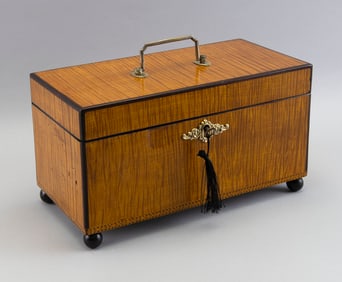 ENGLISH TIGER STRIPED SATINWOOD TEA CADDY 19th Century Height 12". Width 6". Depth 6.75".