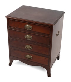 BOSTON MAHOGANY AND CHESTNUT FOUR-DRAWER BUREAU Late 18th Century Height 27.5". Width 23". Depth