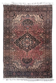 FERAGHAN SAROUK: 4'2" X 6'4" Circa 1915-25