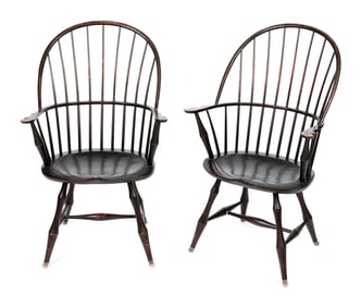 PAIR OF D.R. DIMES WINDSOR ARMCHAIRS New Hampshire, 20th Century Back heights 41.5". Seat heights