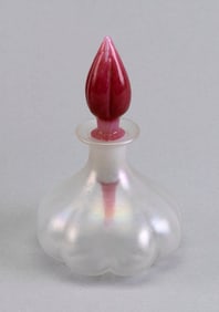 STEUBEN GLASS PERFUME BOTTLE Corning, New York, 19th/20th Century Height 4.5". Width 3".