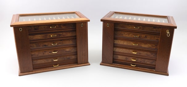 TWO AGRESTI GRANDE STILE CHESTS FOR SIXTY PENS Italy, Late 20th/Early 21st Century Heights 11.25".
