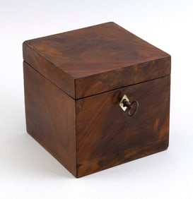 MAHOGANY TEA CADDY 19th Century Height 5.25". Width 5.25". Depth 5.25".