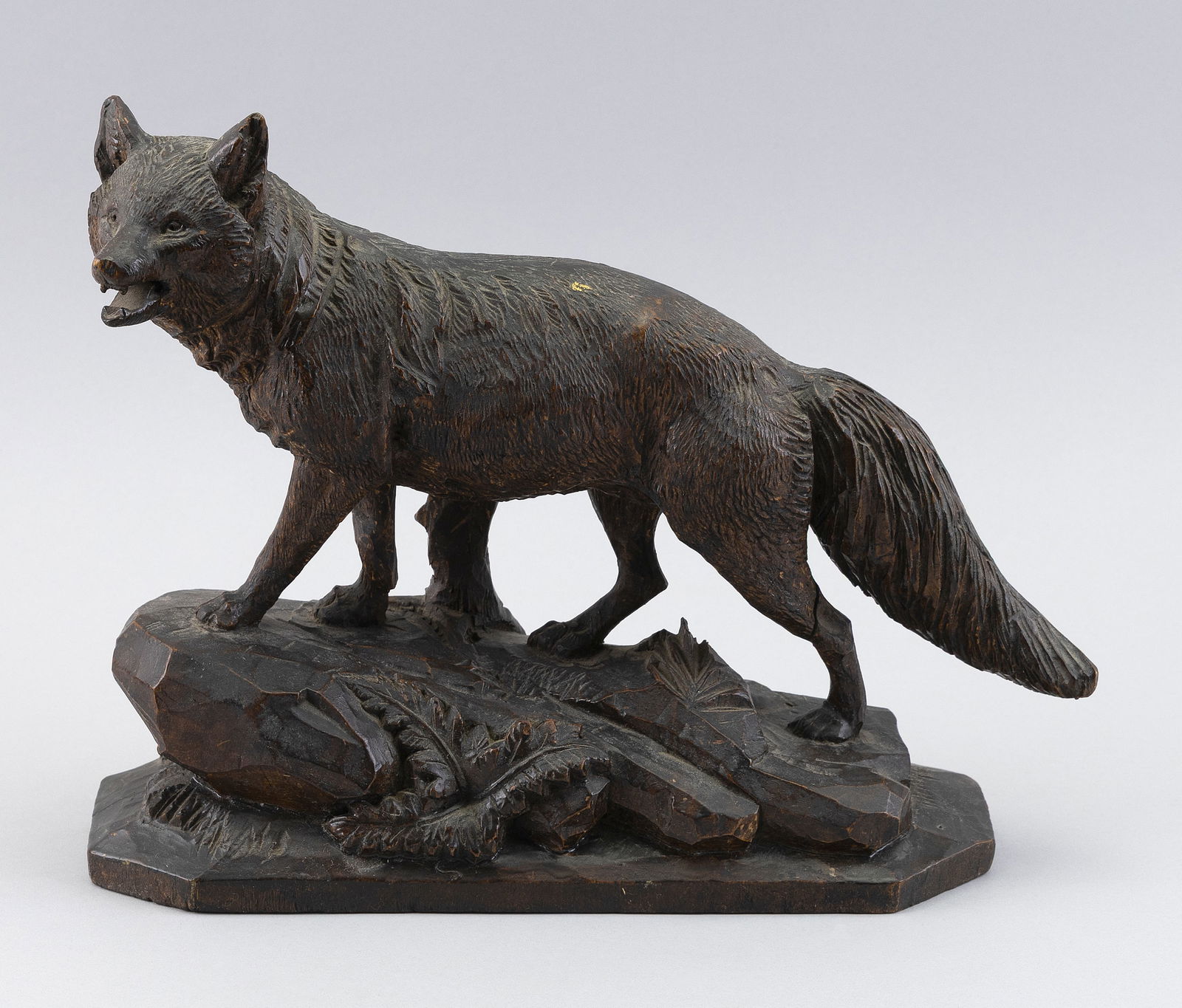 BLACK FOREST CARVING OF A FOX Switzerland/Germany, Late 19th Century Height 10". Length 12.5". Width (1 of 4)