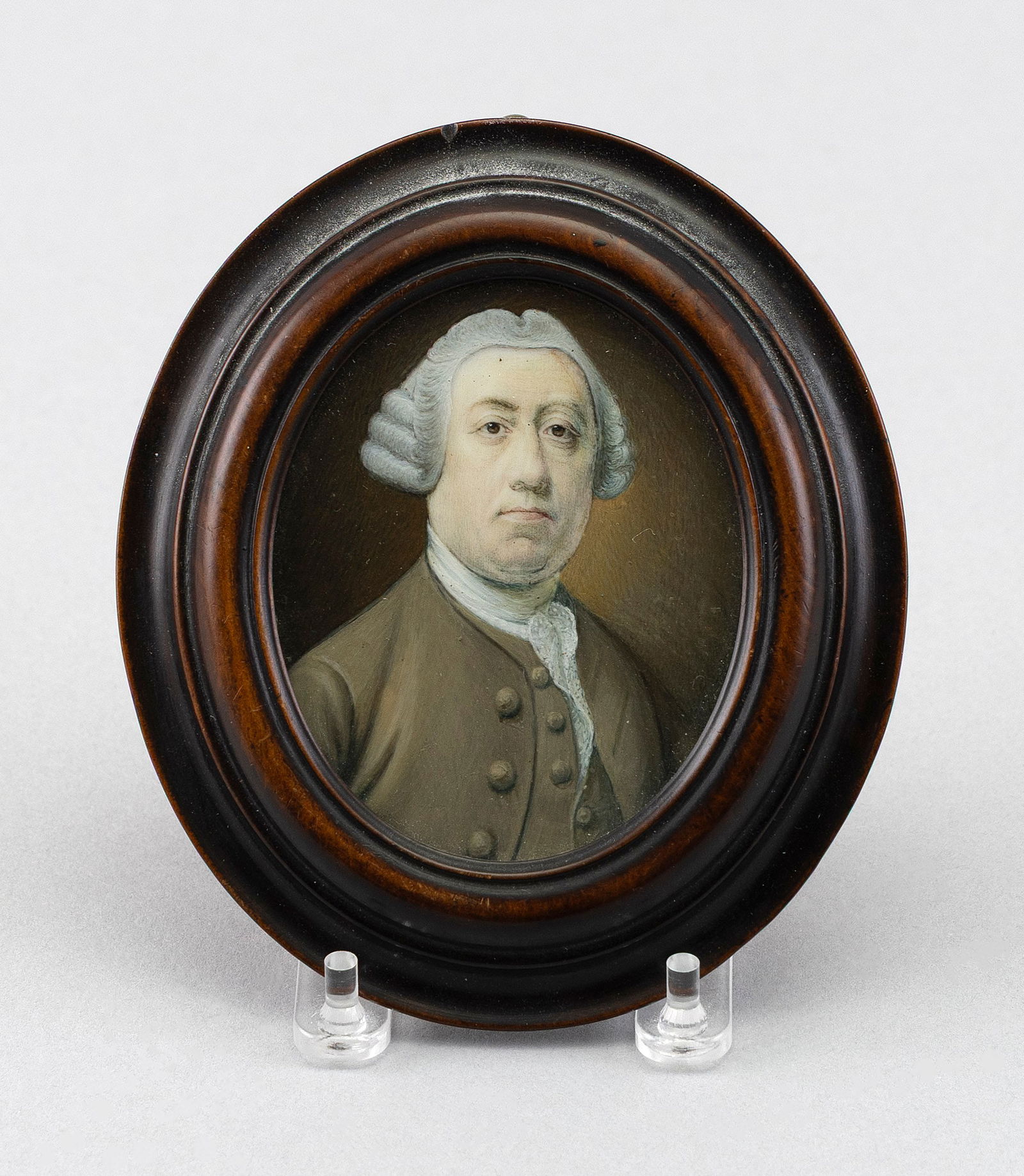 AMERICAN OR ENGLISH SCHOOL (Late 18th/Early 19th Century,), Portrait miniature on ivory of a man (1 of 2)