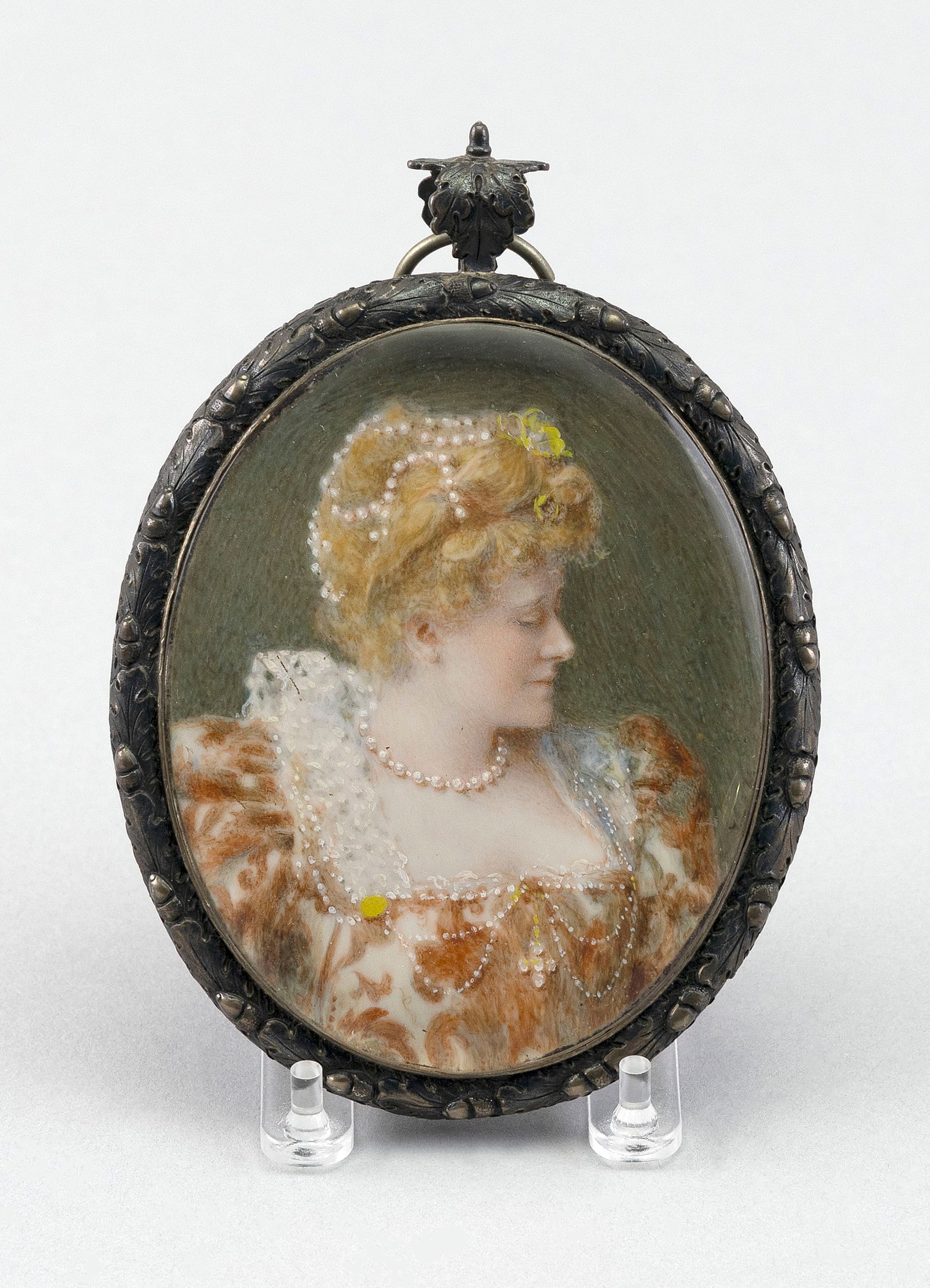 ATTRIBUTED TO FANNY WAY (England, Mid-19th Century), Portrait miniature on ivory of a well-dressed (1 of 2)