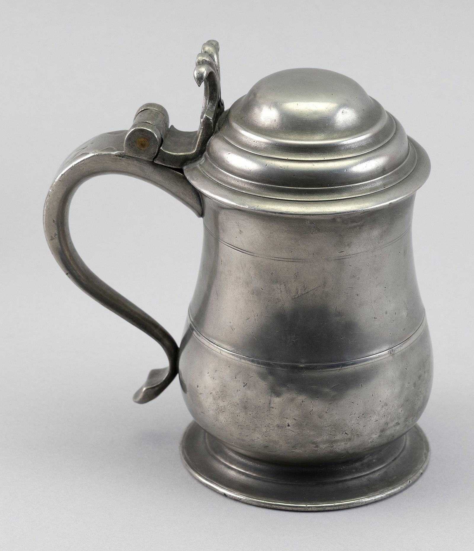 R. BANKS PEWTER TANKARD Late 18th/Early 19th Century Height 6.5". (1 of 3)