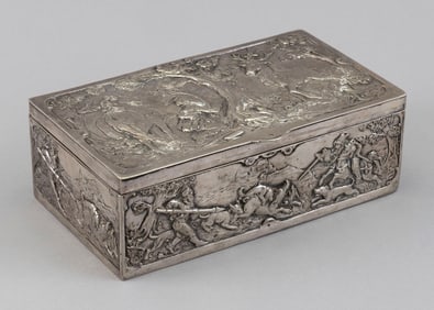 STORCK & SINSHEIMER 800 SILVER BOX Hanau, Germany, Late 19th Century Approx. 29.6 troy oz.