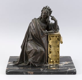 BRONZE OF A CLASSICAL FIGURE IN A CONTEMPLATIVE POSE Late 19th Century Total height 13.5".