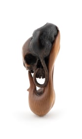 CARVED BOXWOOD NETSUKE BY DAVID CARLIN America, Contemporary Height 2.25".