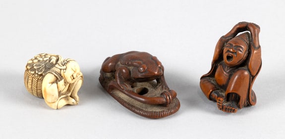 THREE JAPANESE NETSUKE Late 19th Century