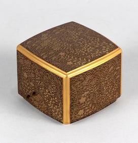 JAPANESE GILT AND BROWN LACQUER BOX 20th Century Height 3". Width 3.5". Depth 3.5".