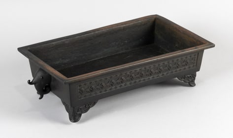 JAPANESE BRONZE BONSAI SUIBAN (BONSAI PLANTER) Late 19th/Early 20th Century Height 4". Length