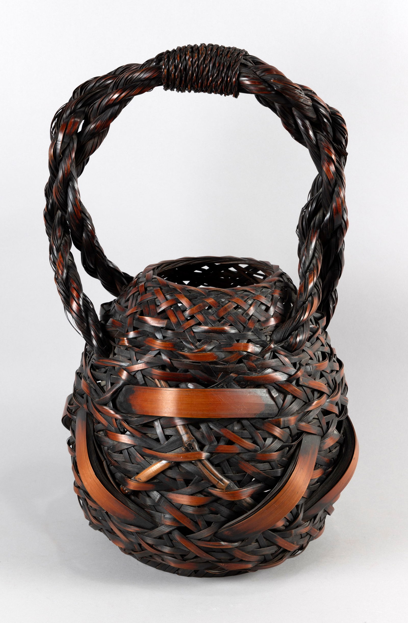 LARGE JAPANESE IKEBANA BASKET Late 19th Century Height 21". (1 of 2)