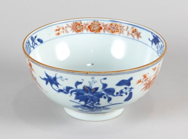 CHINESE EXPORT BLUE, IRON RED AND WHITE PORCELAIN BOWL 18/19th Century Height 4.5". Diameter 9".