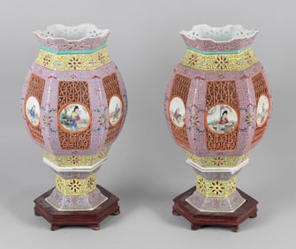 PAIR OF CHINESE FAMILLE ROSE PORCELAIN MARRIAGE LAMPS 20th Century Heights 15.25".