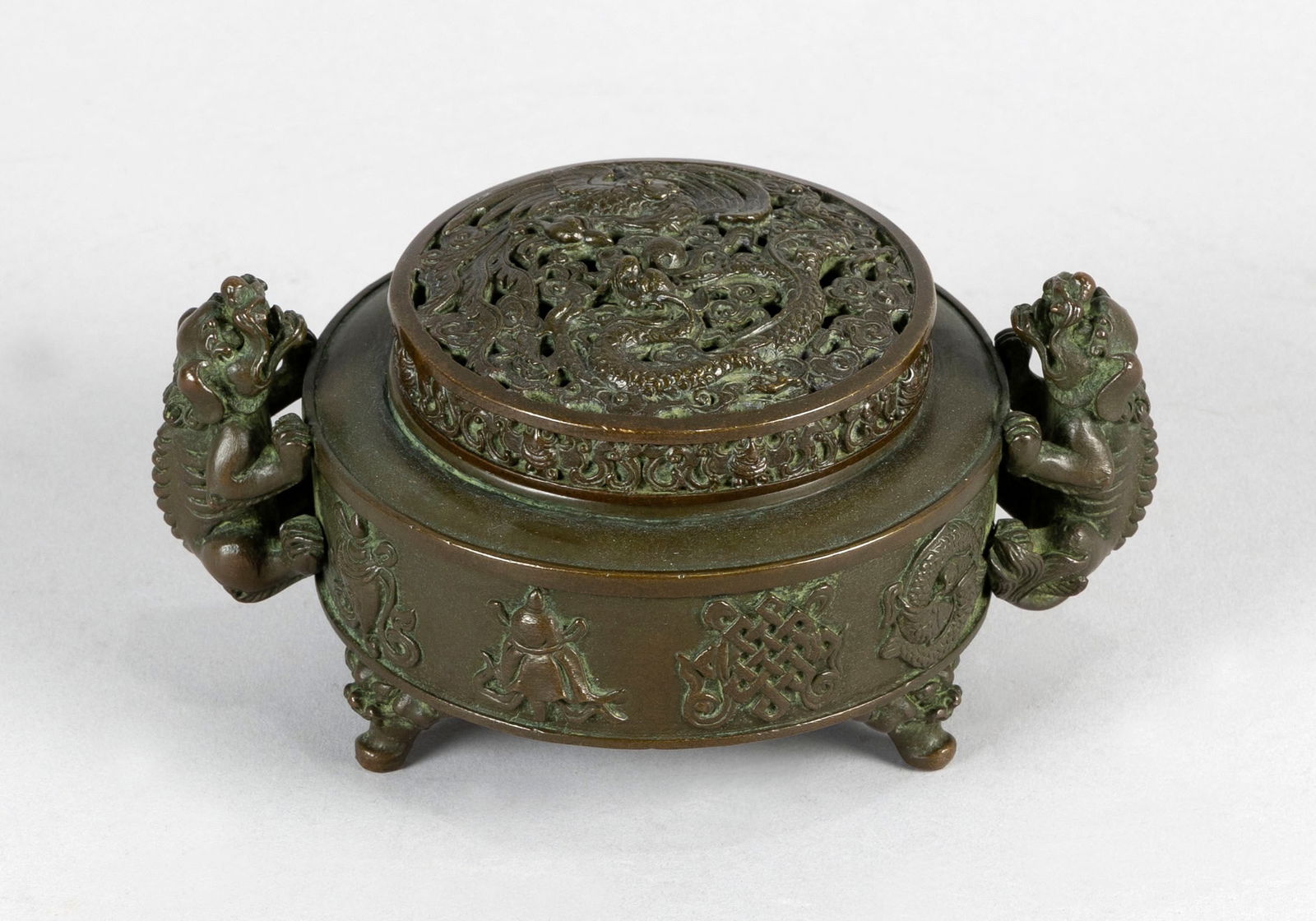 CHINESE BRONZE CENSER 20th Century Height 3". Length across handles 5". (1 of 3)