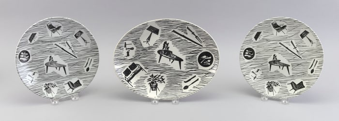 THREE PIECES OF "HOMEMAKER" PATTERN PORCELAIN America/England, Mid-20th Century