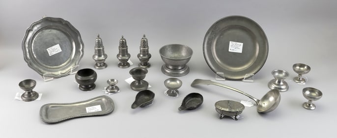 EIGHTEEN PEWTER ITEMS 18th/19th Century Lengths to 13".