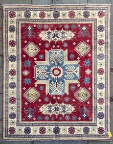 KAZAK DESIGN RUG: 7'10" X 10'1"