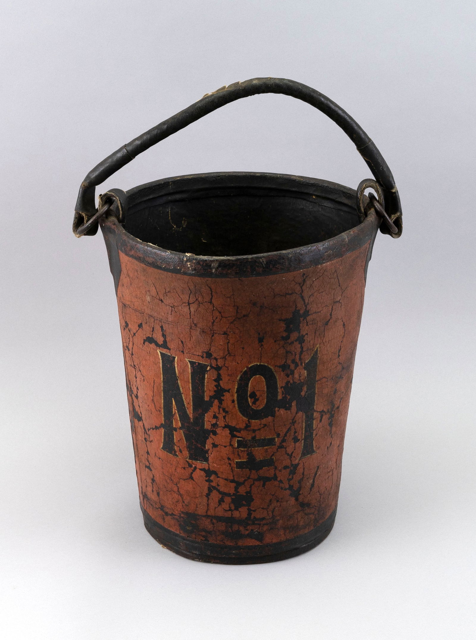 PAINTED LEATHER FIRE BUCKET 19th Century Height 12". (1 of 2)