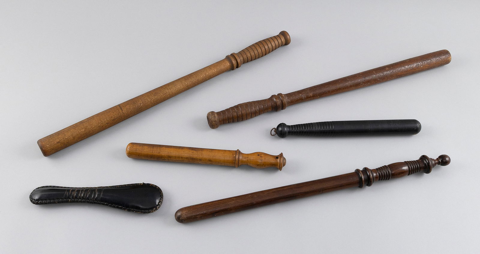 FIVE POLICE BILLY CLUBS AND A BLACKJACK 19th/20th Century Lengths from 9" to 22". (1 of 1)