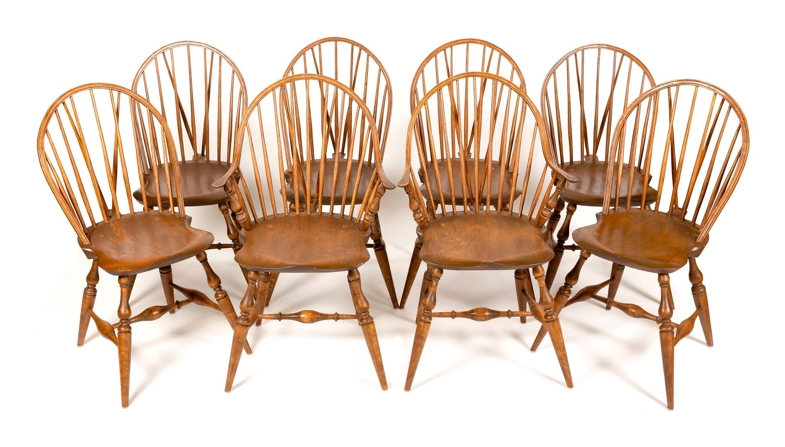 SET OF EIGHT ROBERT BARROW WINDSOR CHAIRS Rhode Island, 20th Century Back heights 38.5". Seat (1 of 1)