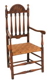 QUEEN ANNE-STYLE ARMCHAIR 20th Century Back height 44". Seat height 17".