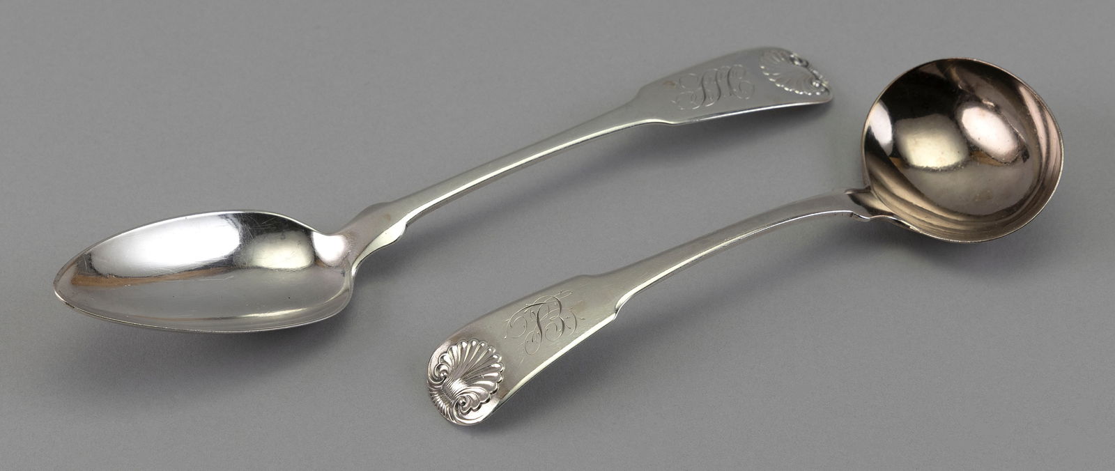 TWO PIECES OF EARLY AMERICAN SILVER BY GARRETT EOFF (1779-1845) New York, Early 19th Century Approx. (1 of 2)