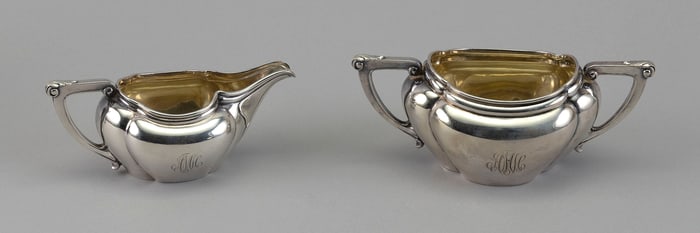 STERLING SILVER SUGAR AND CREAMER SET America, Early 20th Century Approx. 7.2 troy oz.