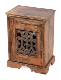 SMALL INDIAN CUPBOARD 20th Century Height 23". Width 16.5". Depth 11.5".