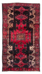 NORTHWEST PERSIAN RUG: 4'5" X 7'10" Late 20th Century