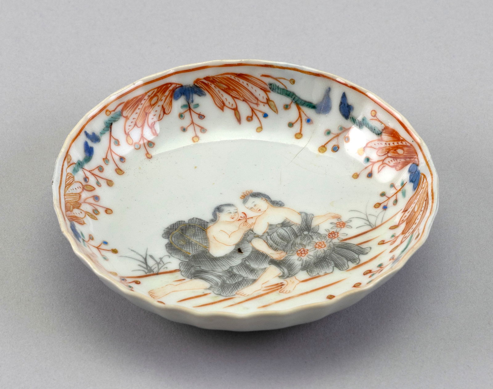 CHINESE EXPORT PORCELAIN DISH 19th Century Diameter 5". (1 of 3)