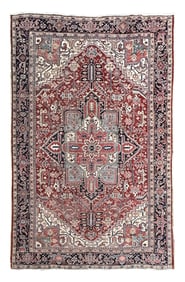 HERIZ RUG: 8'3" X 10'11" Early 20th Century