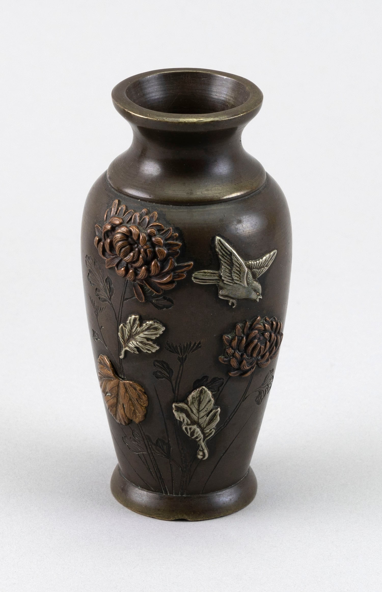 JAPANESE MIXED METAL VASE Meiji Period Height 4.5". (1 of 3)