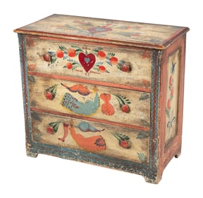 PETER HUNT (Massachusetts, 1896-1967), Pine three-drawer cottage bureau with painted decoration.,
