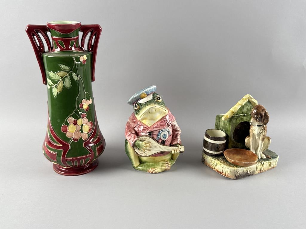 THREE PIECES OF CONTINENTAL MAJOLICA Late 19th Century (1 of 5)