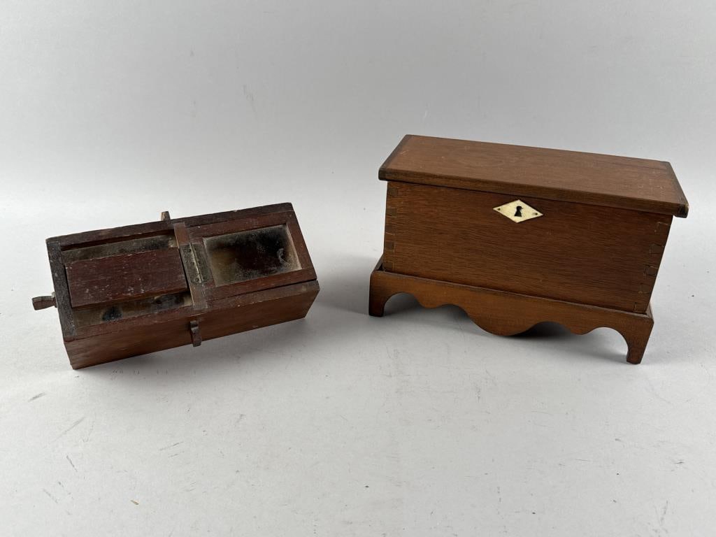 TWO WOODEN BOXES Early 20th Century Lengths 8" and 10". (1 of 3)