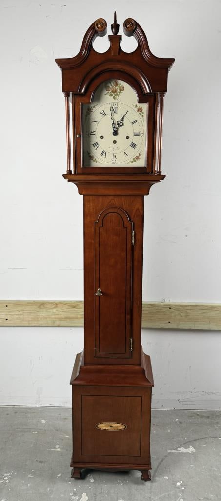 NEW ENGLAND CLOCK COMPANY GRANDMOTHER'S CLOCK Late 20th Century Height 69". Width 14". Depth 9.5". (1 of 6)