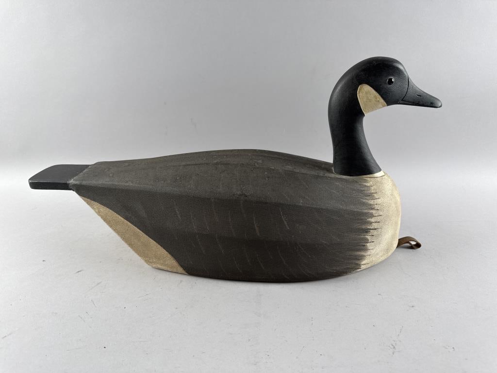 MARTY COLLINS CANADA GOOSE DECOY East Wareham, Massachusetts, 1960- Length 25". (1 of 3)