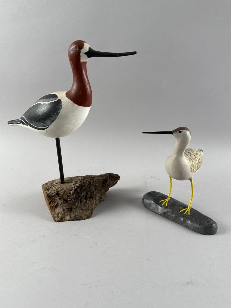 TWO SHOREBIRD CARVINGS Late 20th Century (1 of 4)