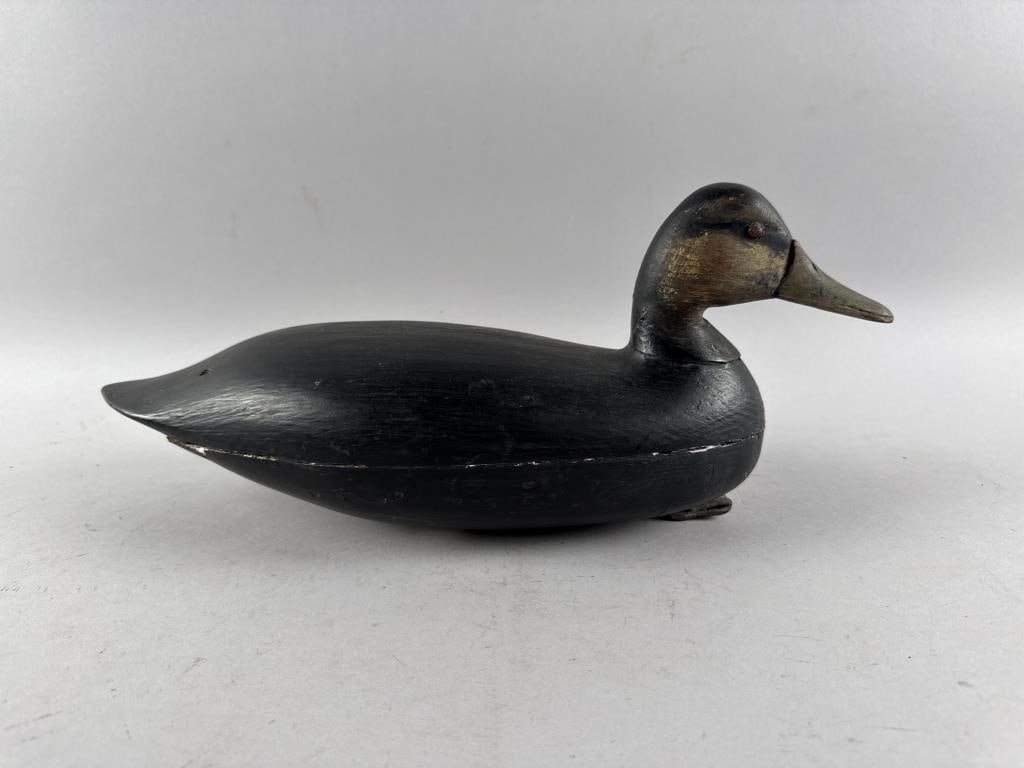 HARRY SHOURDS BLACK DUCK DECOY Ocean City, New Jersey, 1890-1943 Length 16". (1 of 4)