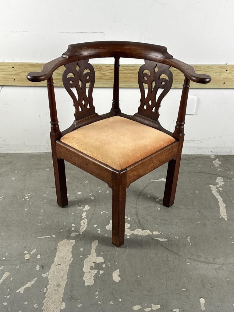 WALNUT CORNER CHAIR 19th Century Back height 31". Seat height 17". (1 of 4)