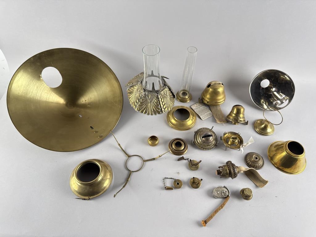 ASSORTED BRASS LIGHTING PARTS 19th Century (1 of 5)