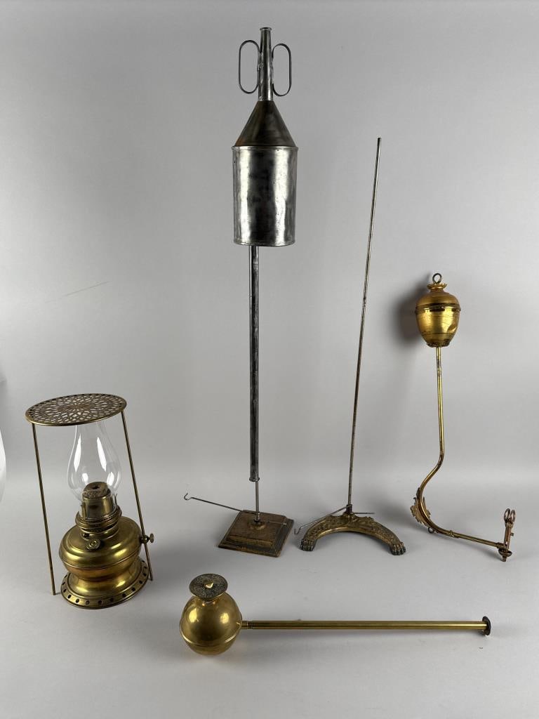 FIVE ASSORTED LIGHTING PIECES AND STANDS 19th Century Heights from 14" to 36". (1 of 7)
